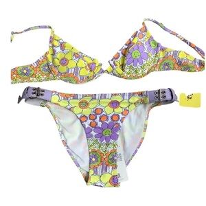 Pan Dulce Size 7/8 Daisies Bright Bikini Set. New With Tags
